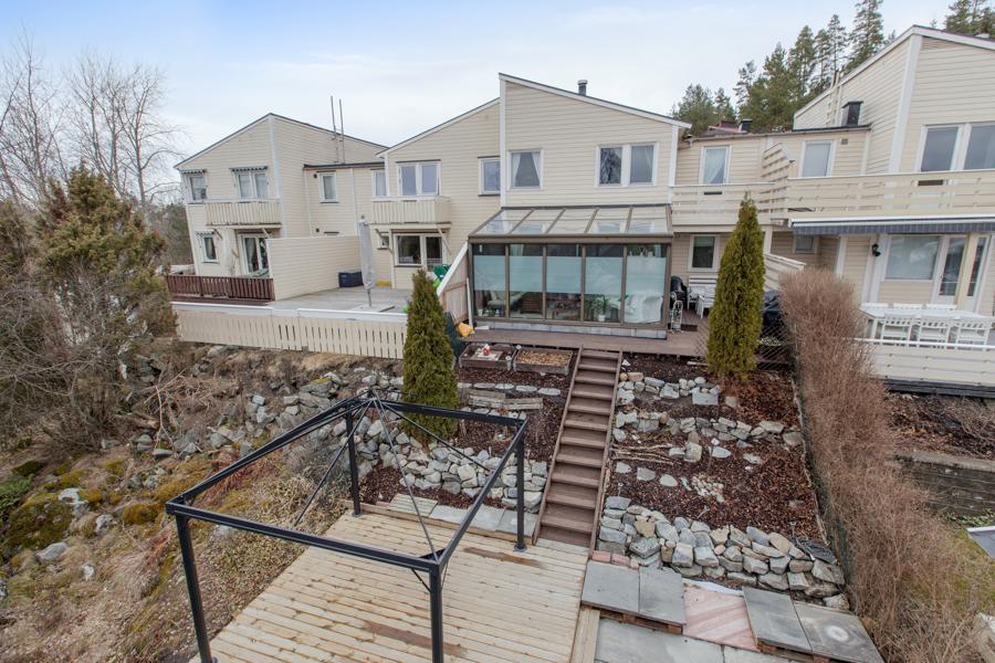 Velkommen til Stenfeltskogen 87 87