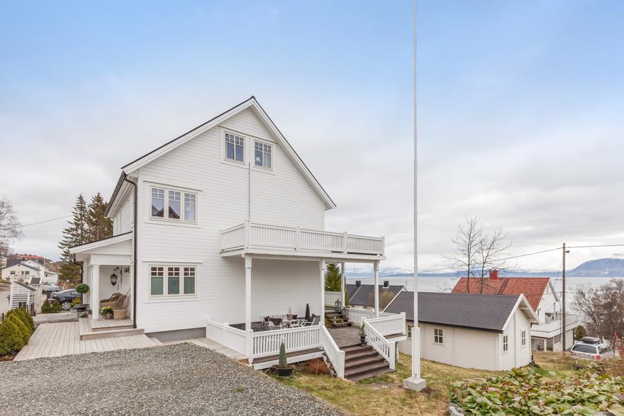 Welcome to Trondenesveien 82