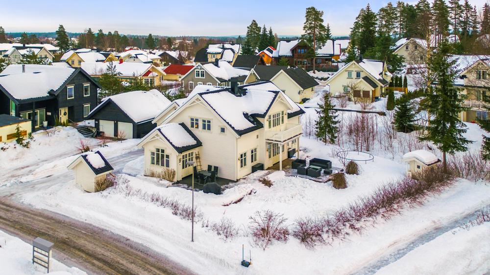 Velkommen til Linneavegen 27