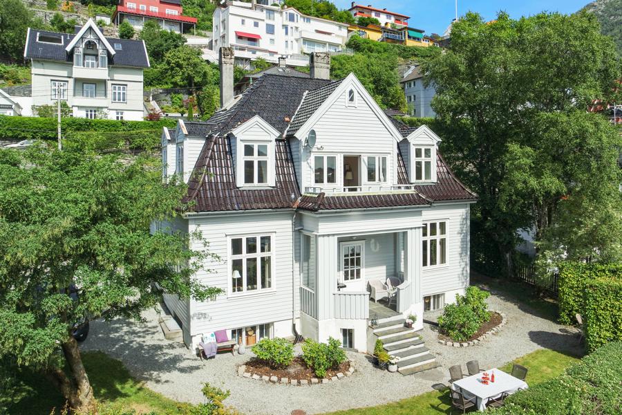 Velkommen til Kalvedalsveien 47