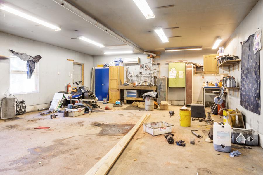 Garage