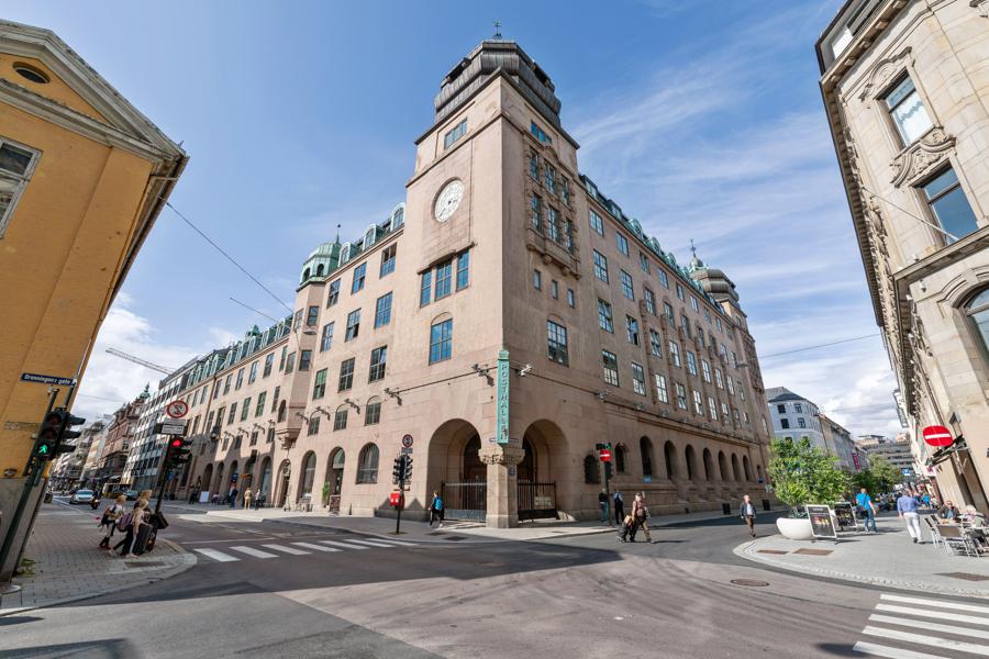 Velkommen til Dronningens gate 15 15