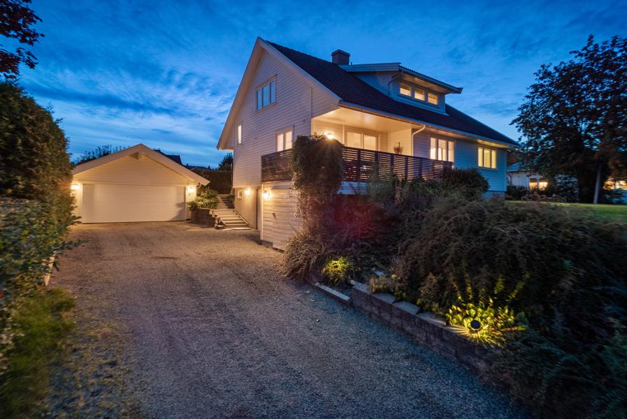 Welcome to Knausvegen 13