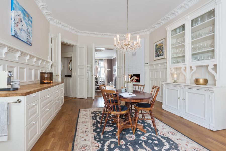 Velkommen til Camilla Colletts vei 8 8