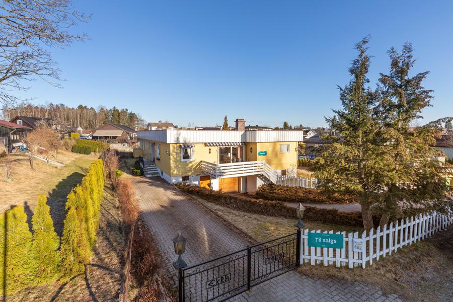 Welcome to Dørresvingen 11