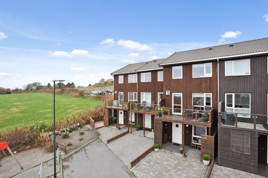 Velkommen til Steinlia 7B