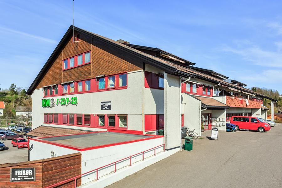 Velkommen til Andebu sentrum 23 23