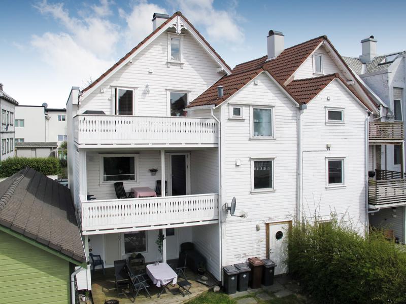 Velkommen til Lyder Sagens gate 13