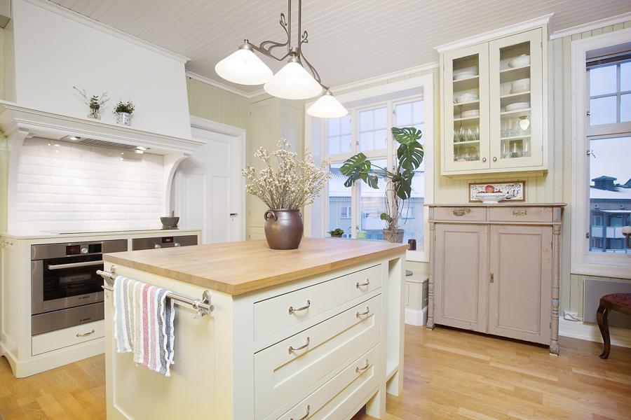 Velkommen til Øvre Møllenberg gate 76 76