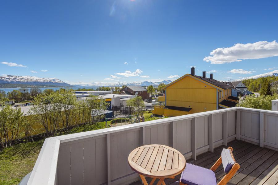 Velkommen til Manetvegen 9 9