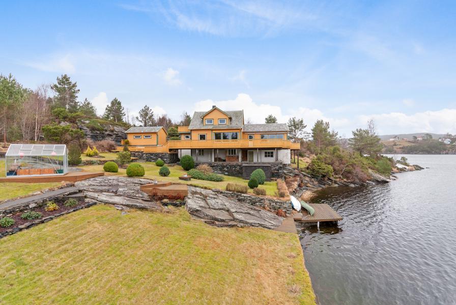 Velkommen til Tveitevågvegen 74